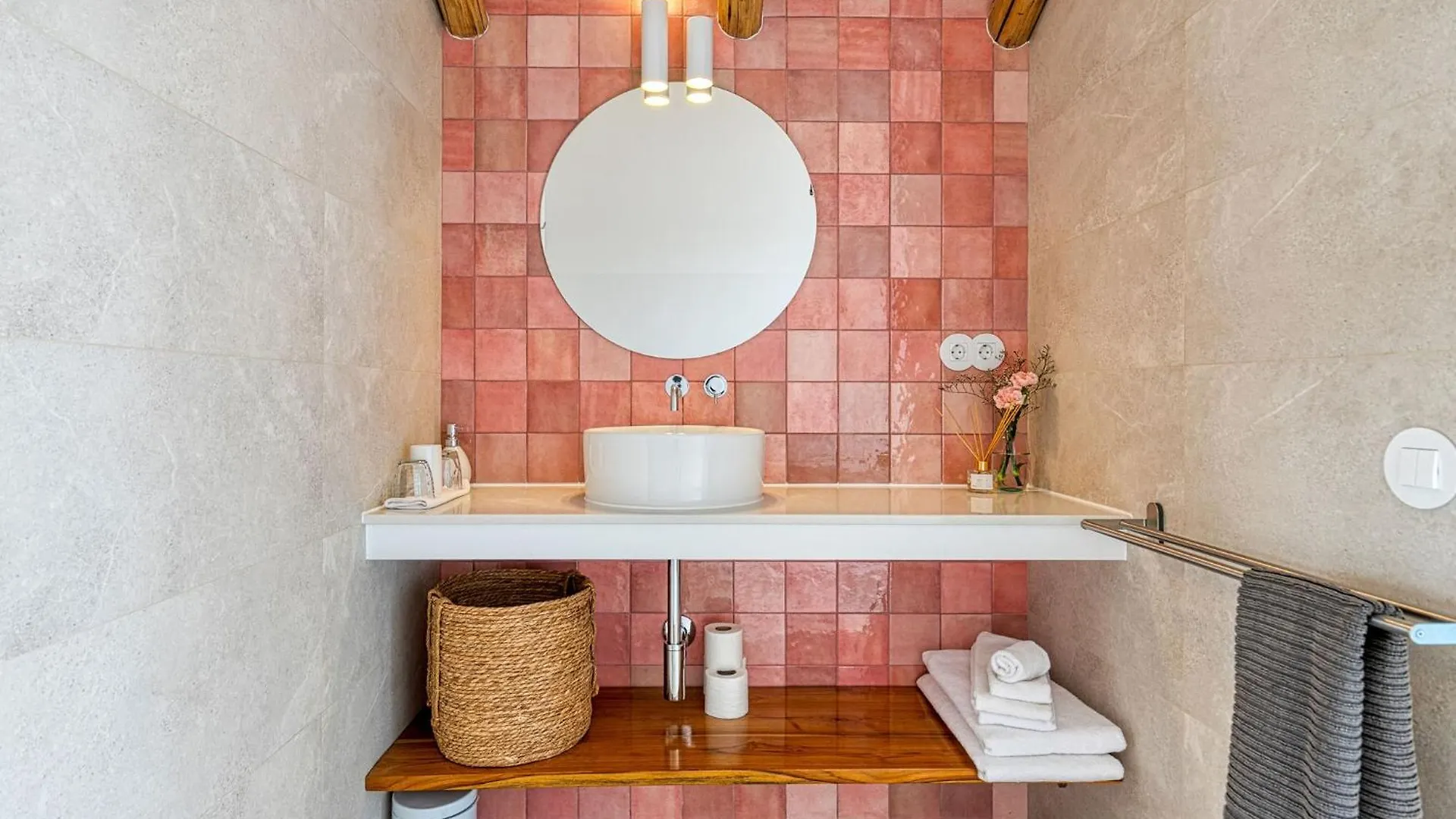 Quinta Do Ourives Bed & Breakfast Carvoeiro  Portugal
